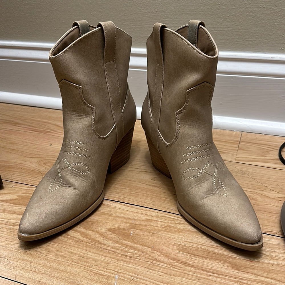 short cowboy boots